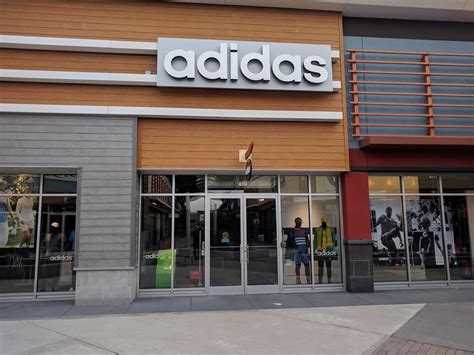 Adidas Canada outlet store